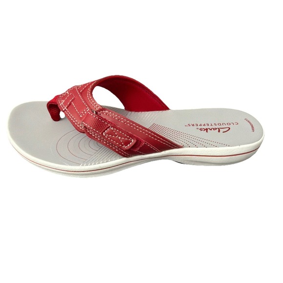 Clarks Women\'s Breeze Reyna Cloudsteppers Flip-Flop‎ Cherry Size 7 New